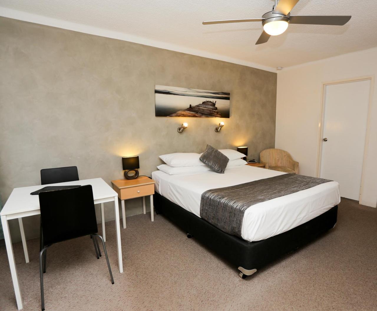 Bella Villa Motor Inn Forster Bagian luar foto